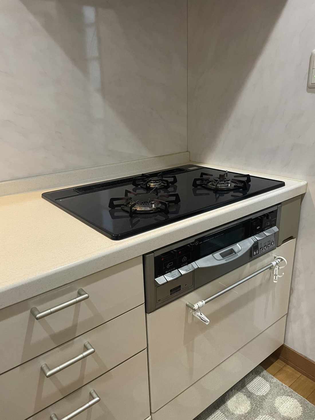 施工前のガスコンロ