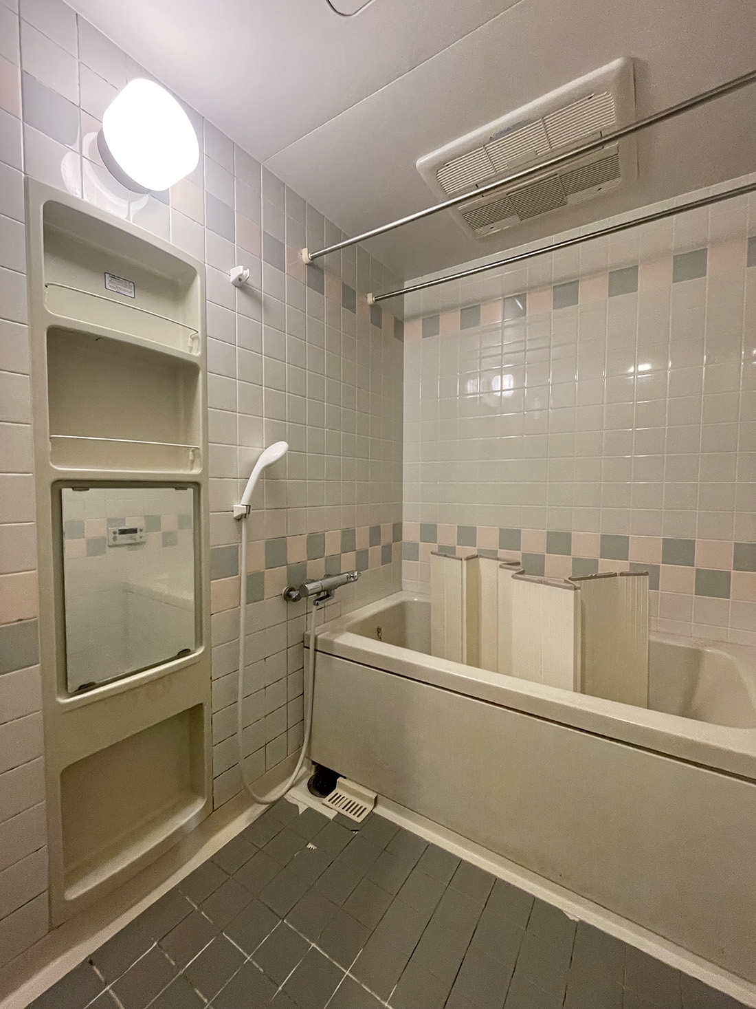 施工前のお風呂